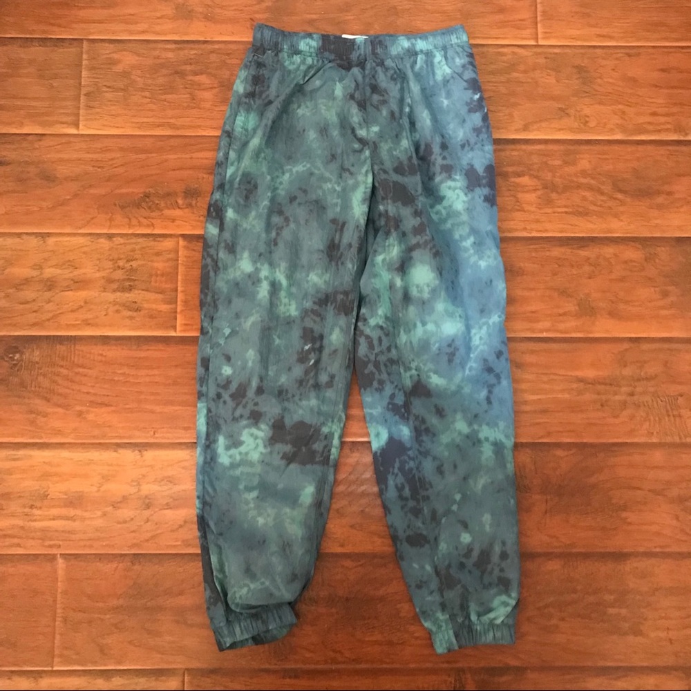 URBAN OUTFITTERS Nylon jogger pants
